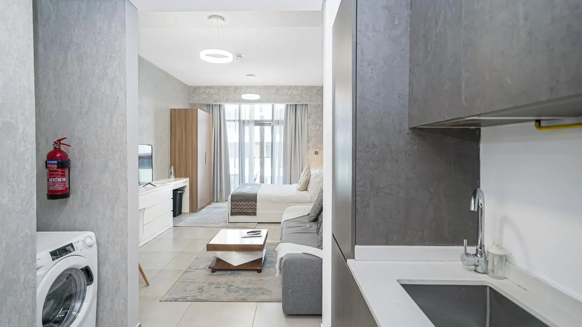 Escape24 - Cozy Studio Pantheon Elysee, Jvc Dubai Lägenhet