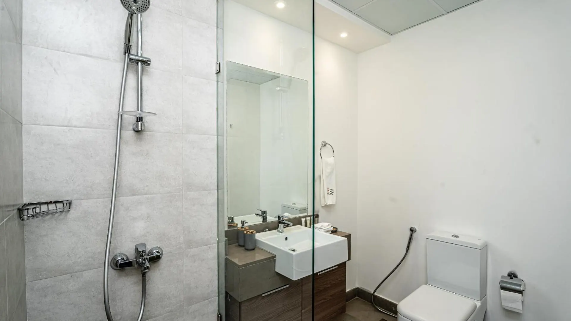 Escape24 - Cozy Studio Pantheon Elysee, Jvc Dubai