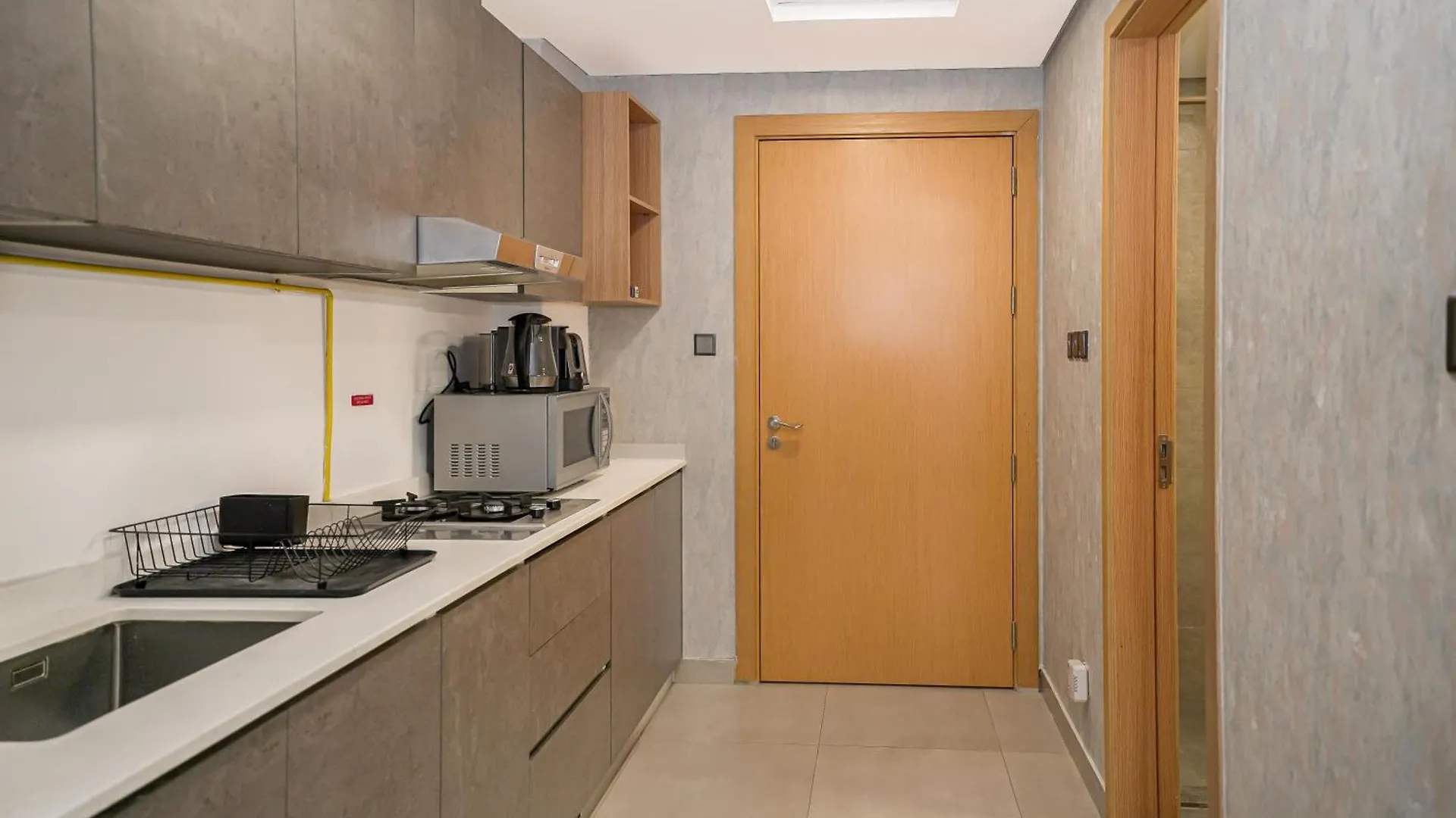 Escape24 - Cozy Studio Pantheon Elysee, Jvc Dubai 0*,  United Arab Emirates