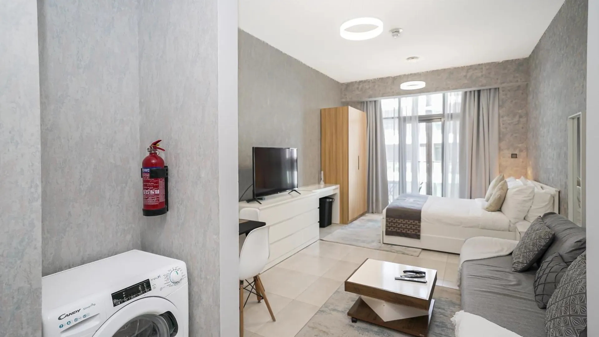 Escape24 - Cozy Studio Pantheon Elysee, Jvc Dubai 0*,